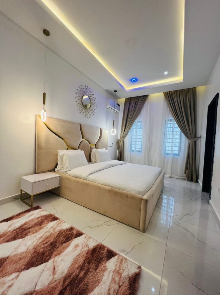 Executive bedroom suite at Privé Sphere shortlets